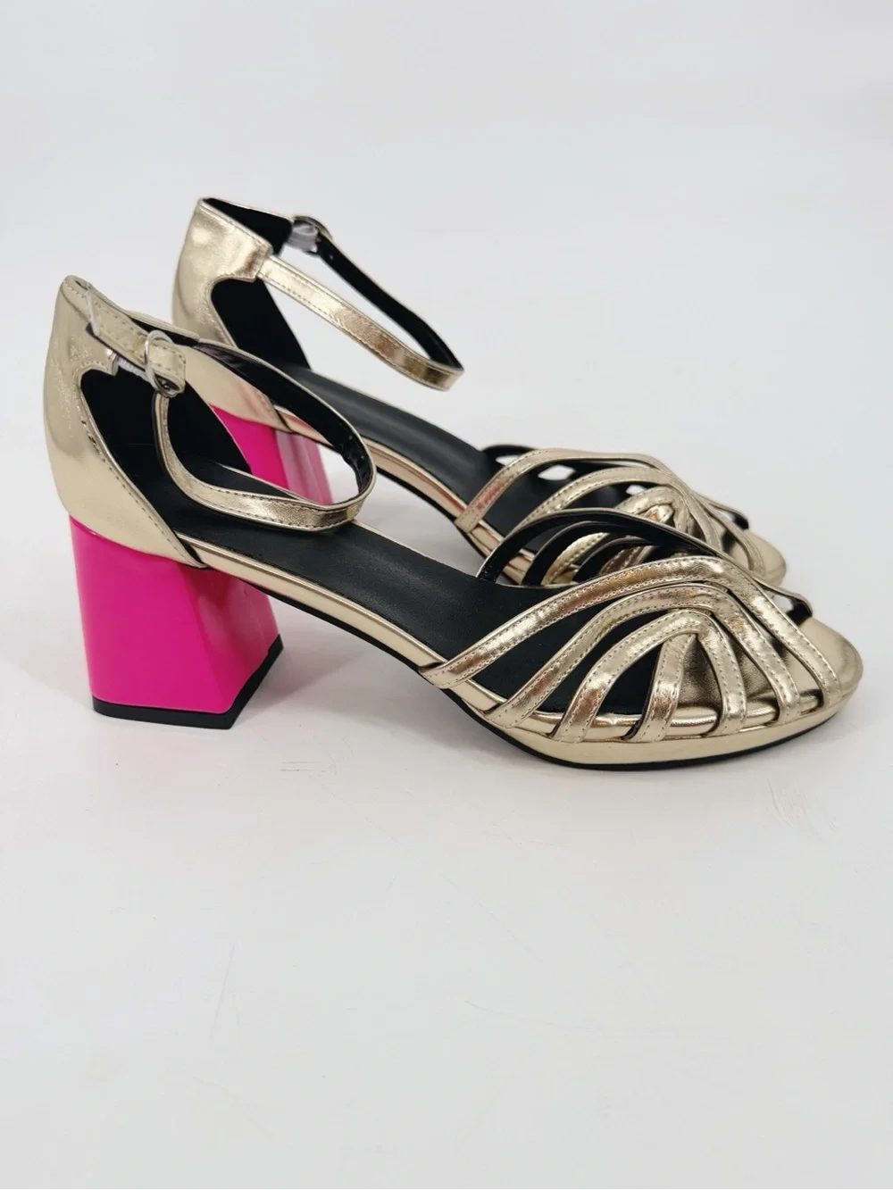 Gold Strappy Block Heel Sandal with Pink Heel NWOT Sz 41 (runs small)